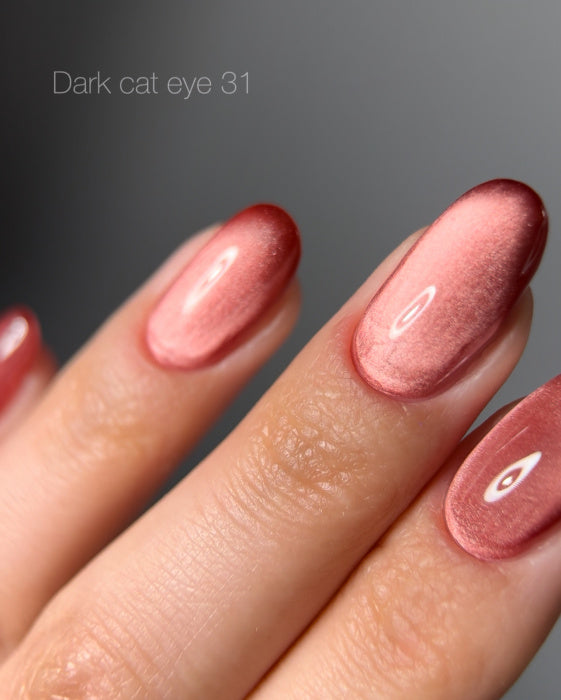 DARK Gel Polish Cat Eye #31