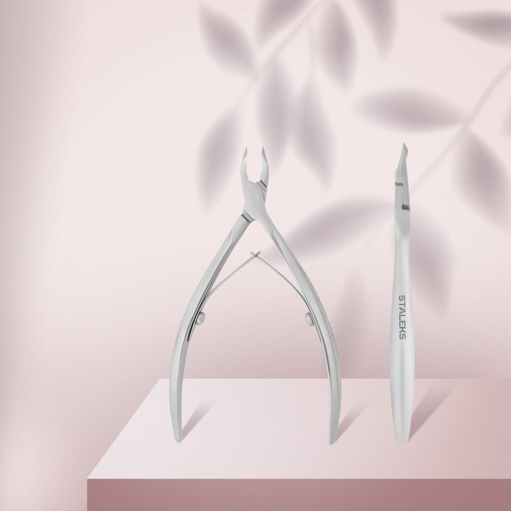 STALEKS Beauty & Care Cuticle Nippers NBC-20-3