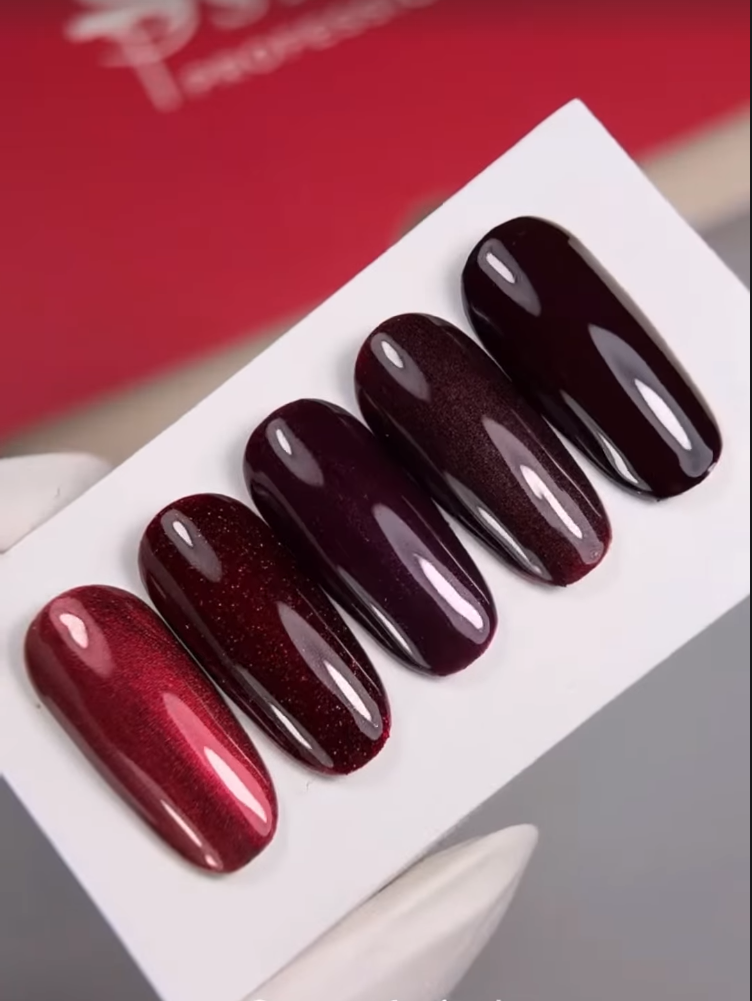 Saga Gel Polish LOVE #03