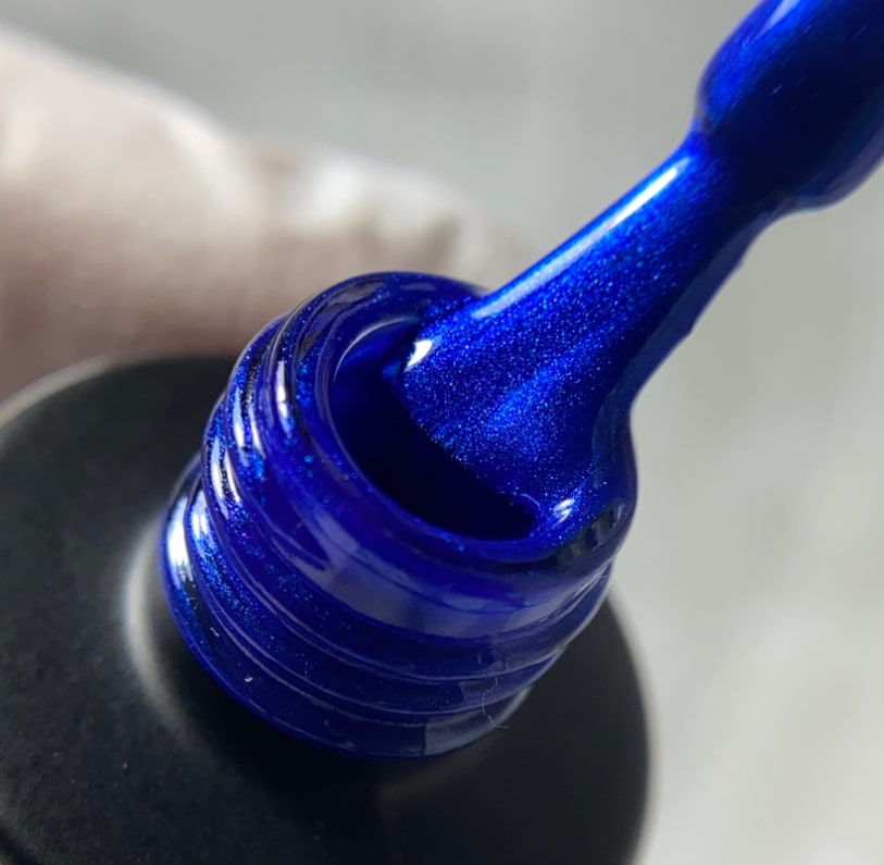 Vakula Gel Polish #4-Blue Shimmer