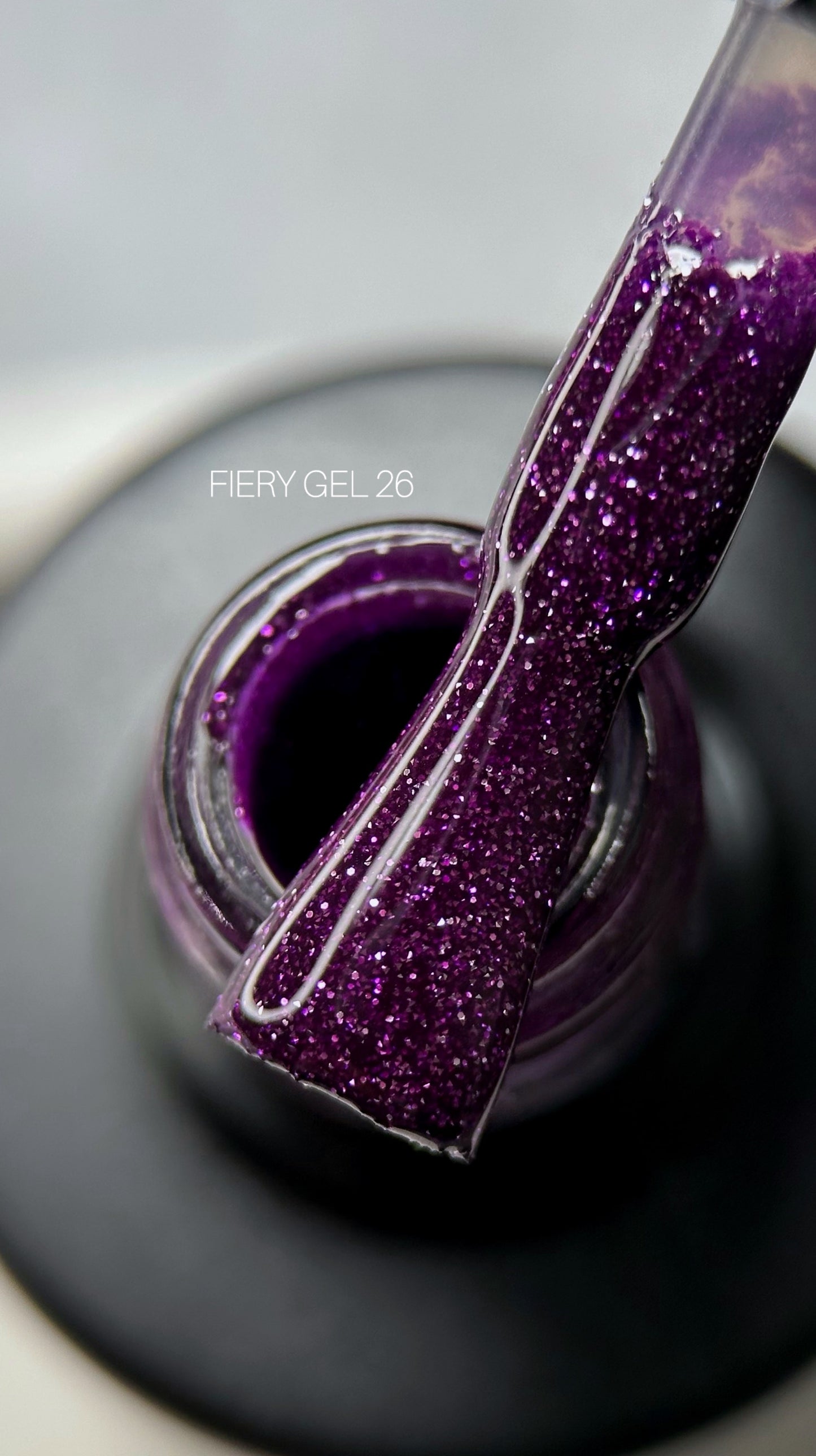 Saga Fiery Gel #26