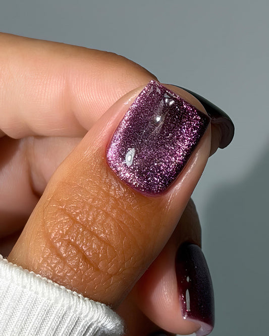 DARK Gel Polish Cat Eye #35